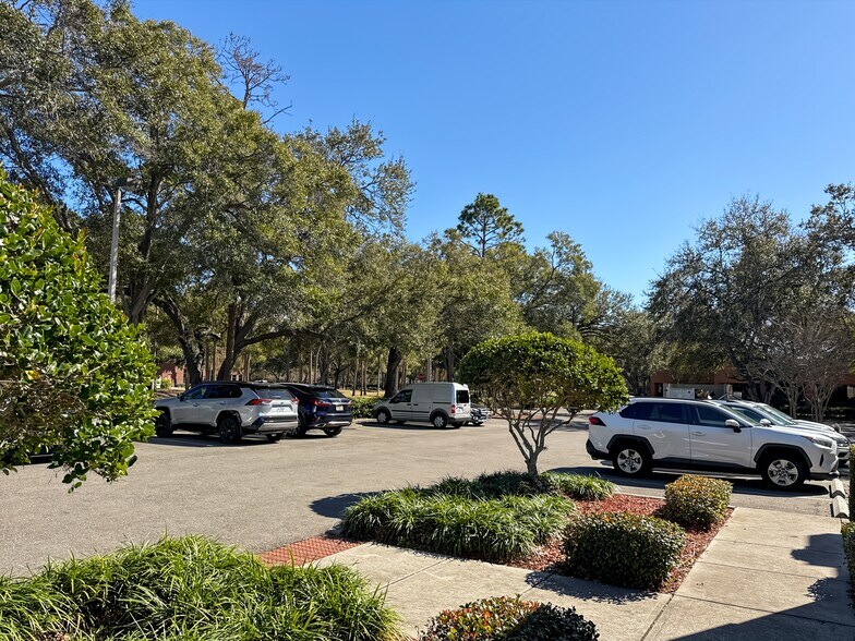 More Photos Of 8270 Woodland Center Blvd, Tampa Coworking Space