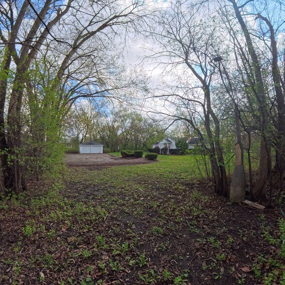 More Photos Of 805 E Palatine Rd, Palatine Office For Sale