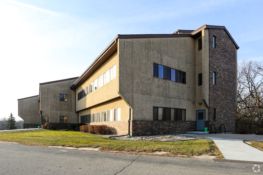 Primary Photo Of 700 Rayovac Dr, Madison Office For Lease