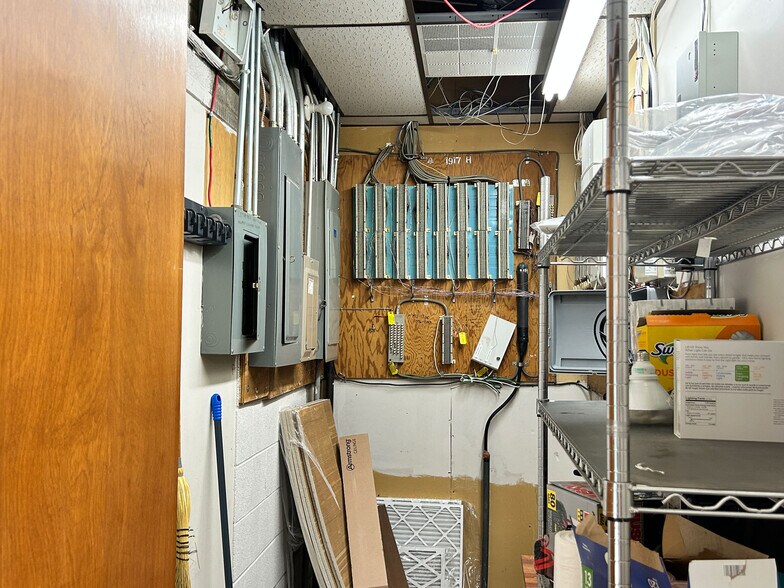 More Photos Of 1917 S Harvard Dr, Oklahoma City Office For Lease