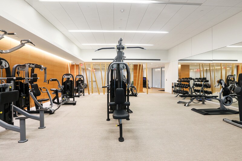 More Photos Of 7600 Wisconsin Ave, Bethesda Office For Lease