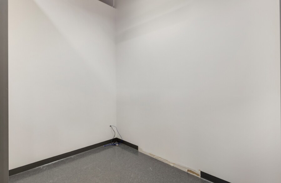 More Photos Of 230 North St, Danvers Medical For Lease