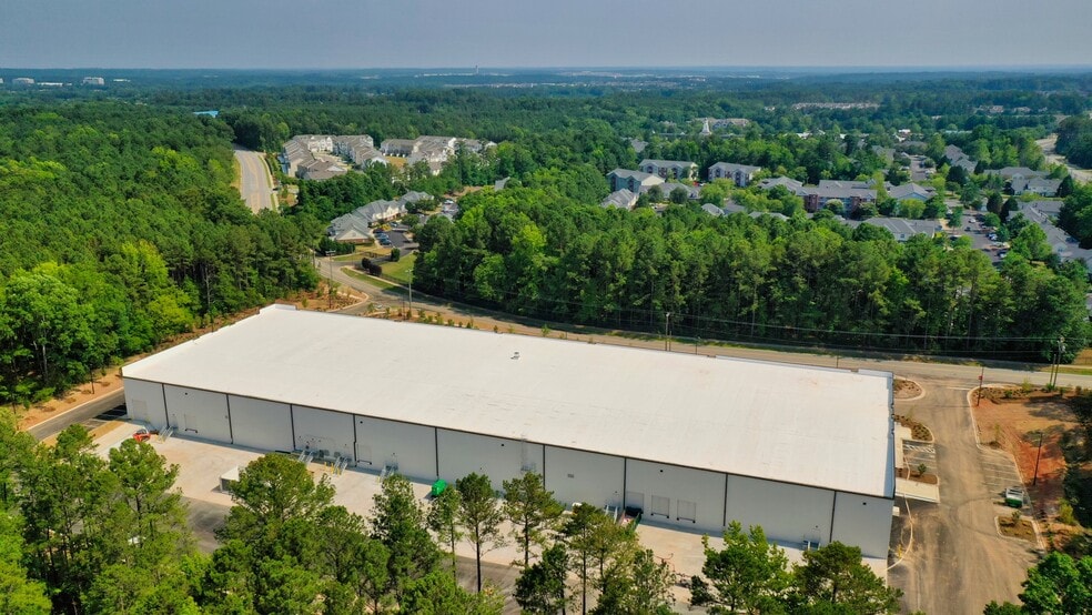 More Photos Of 5513 Lumley Rd, Morrisville Warehouse For Lease