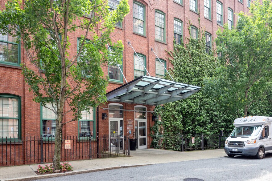 More Photos Of 235 Promenade St, Providence Unknown For Lease
