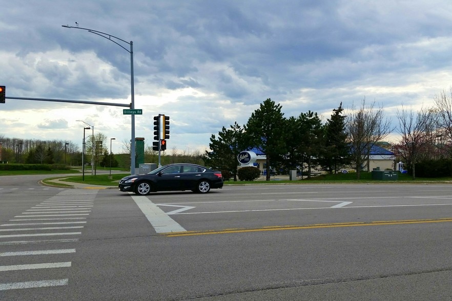 More Photos Of 1551 N Dilleys Rd, Gurnee Land For Sale