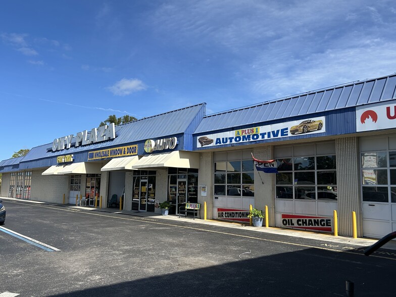More Photos Of 7400 US Highway 19, New Port Richey Storefront For Lease