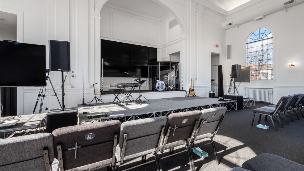 More Photos Of 169 Hudson Ave, Newark Religious Facility For Sale