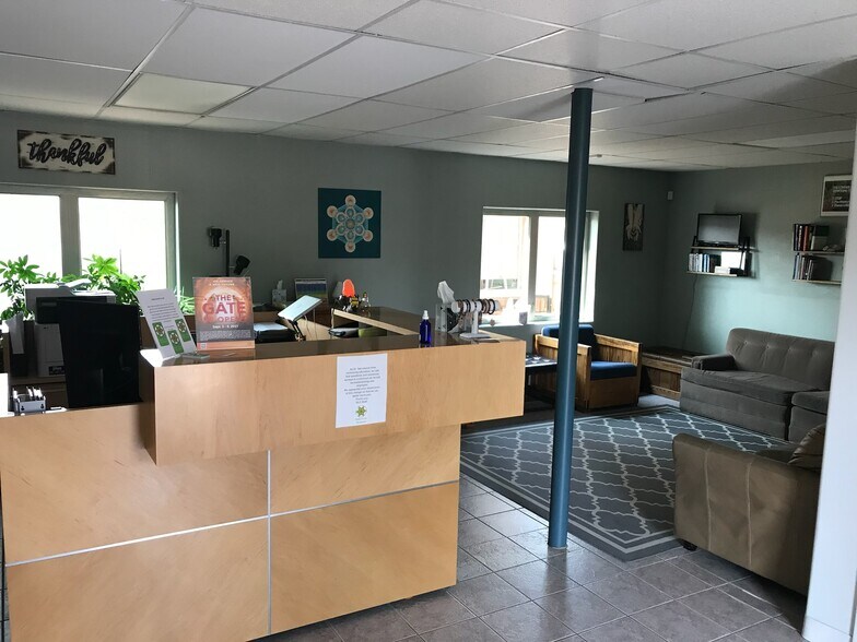 More Photos Of 1914 W Uintah St, Colorado Springs Storefront Retail Residential For Sale