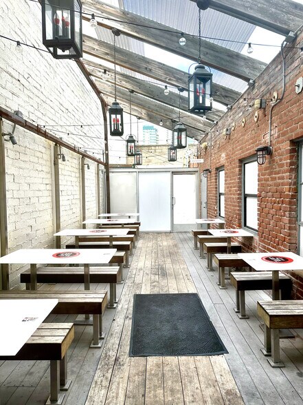 More Photos Of 528 5th Ave, San Diego Restaurant For Lease