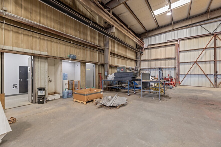 More Photos Of 1827 170th E Ave, Tulsa Industrial For Lease