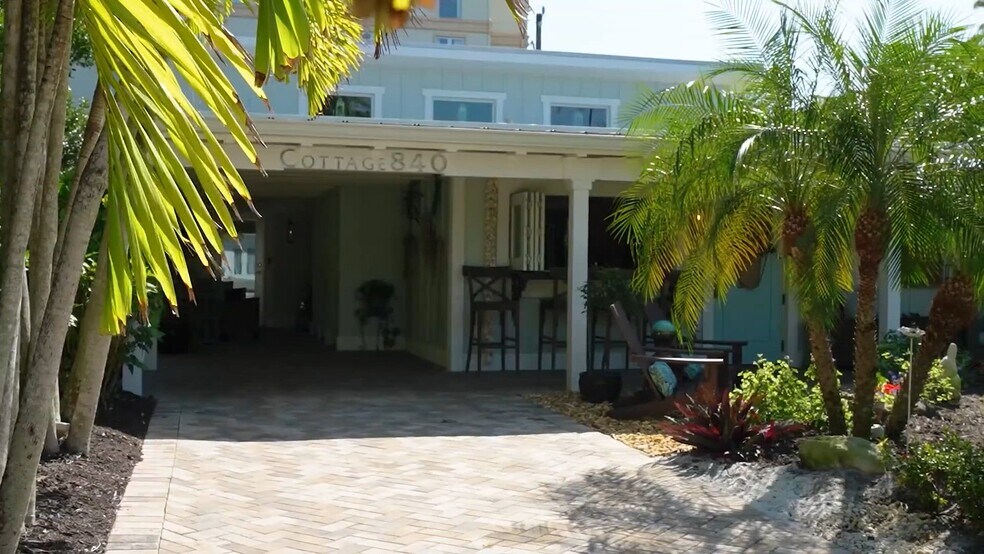Primary Photo Of 840 Myrtle Ter, Naples Freestanding For Sale