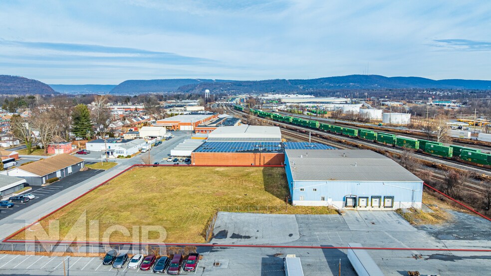 Primary Photo Of 3001 N 7th St, Harrisburg Warehouse For Lease