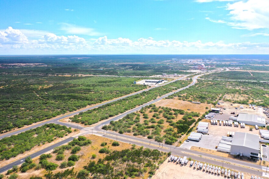 More Photos Of SEQ of Mines Rd & Hwy 255 (Camino Columbia Rd), Laredo Land For Sale