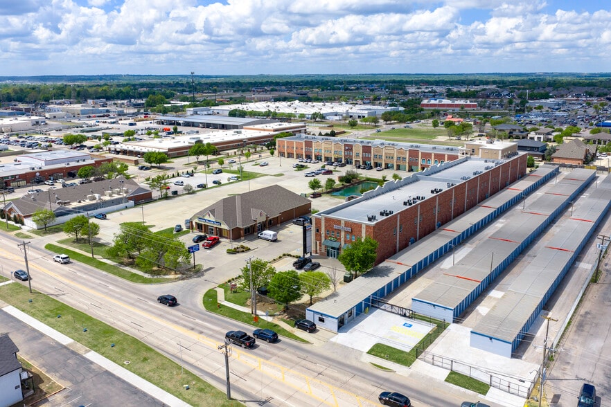 More Photos Of 480 24th Ave NW, Norman Storefront Retail Office For Lease