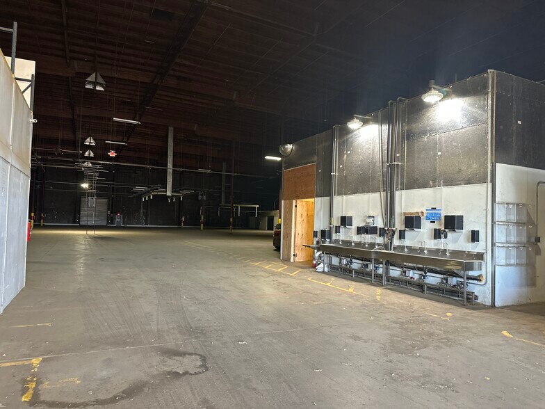 More Photos Of 99 Kentucky Street, Gridley Warehouse For Lease