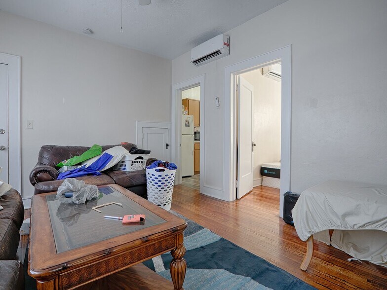 More Photos Of 426 E Citrus Ave, Eustis Apartments For Sale