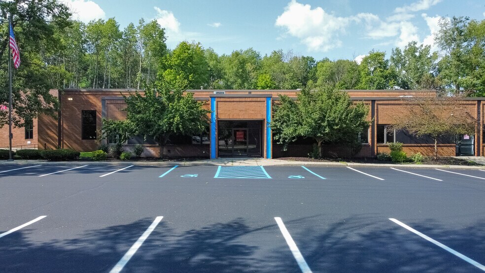 More Photos Of 2392 Route 9, Mechanicville Distribution For Lease