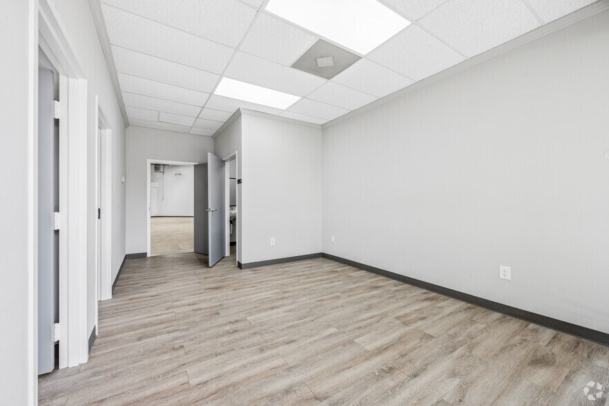 More Photos Of 1785 E Park Place Blvd, Stone Mountain Unknown For Lease