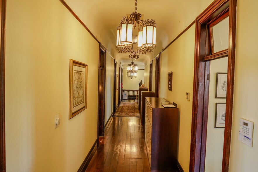 More Photos Of 26 Plaza Sq, Orange General Retail For Sale