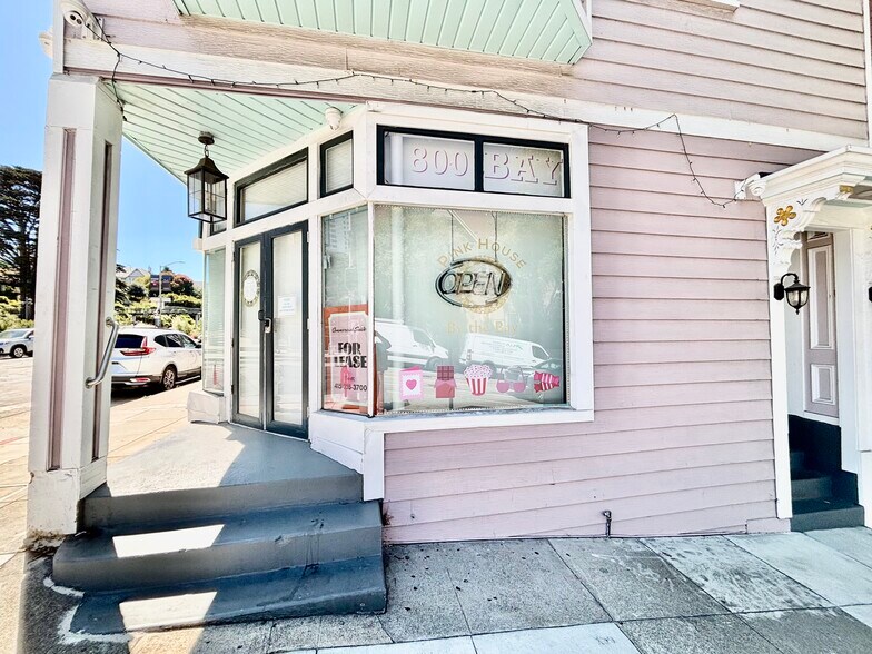 More Photos Of 800-804 Bay St, San Francisco Storefront Retail Residential For Lease