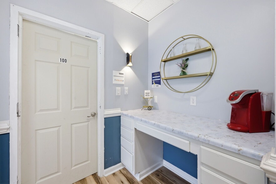 More Photos Of 502 McKnight Dr, Knightdale Medical For Sale
