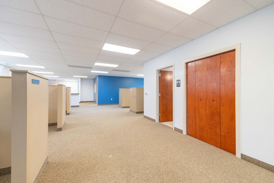 More Photos Of 10484 Citation Dr, Brighton Medical For Sale