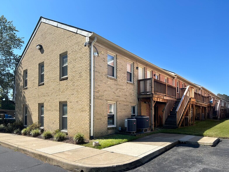 More Photos Of 15801-15811 Crabbs Branch Way, Rockville Office For Sale