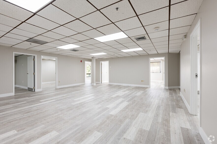 More Photos Of 499 NW 70th Ave, Plantation Office For Lease