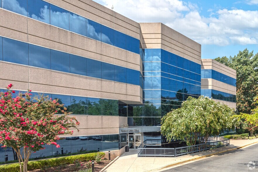 More Photos Of 1801 Robert Fulton Dr, Reston Office For Sale