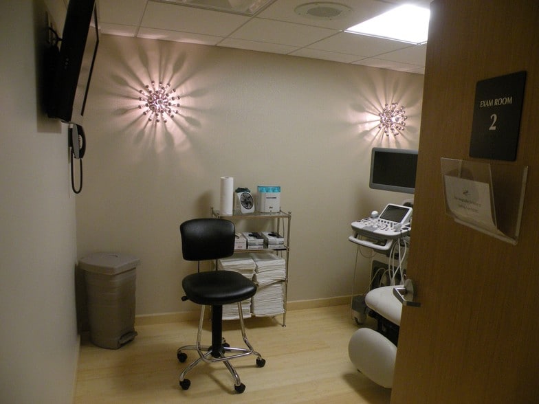 More Photos Of 68 W Cedar St, Poughkeepsie Medical For Lease