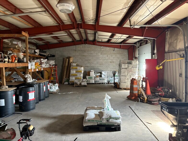 More Photos Of 101 Erie St, Amsterdam Warehouse For Sale