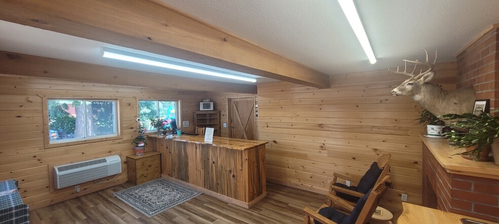 More Photos Of 6409 S Main St, Bonners Ferry Hotel For Sale