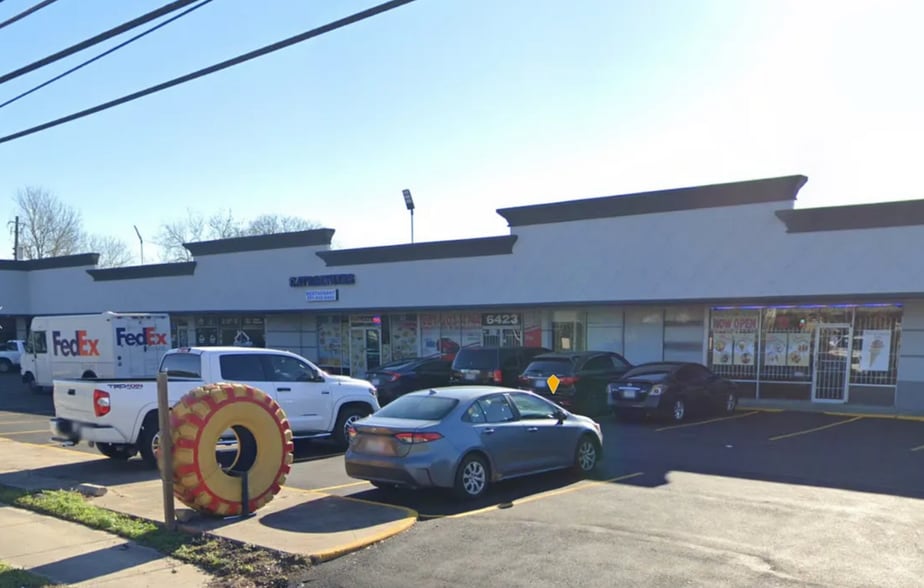 More Photos Of 6417-6433 Bissonnet St, Houston Unknown For Lease