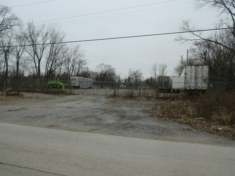 More Photos Of 4810 173rd St, Country Club Hills Land For Lease