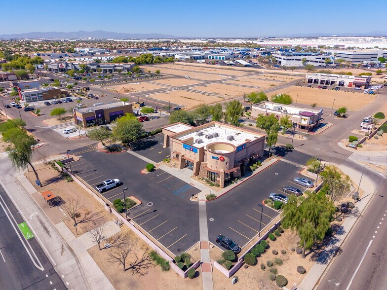 More Photos Of 7510 W Lower Buckeye Rd, Phoenix Freestanding For Lease