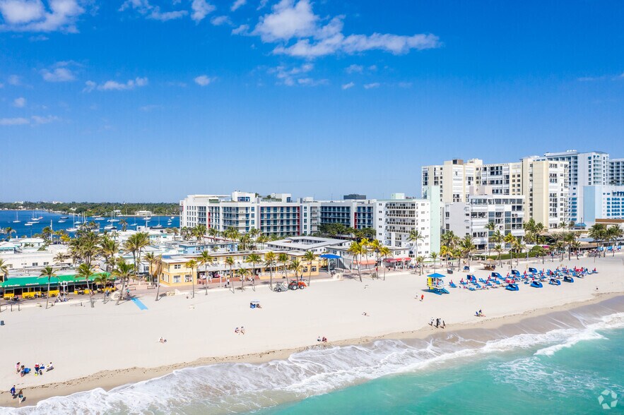 More Photos Of 777 N Ocean Dr, Hollywood Hotel For Lease