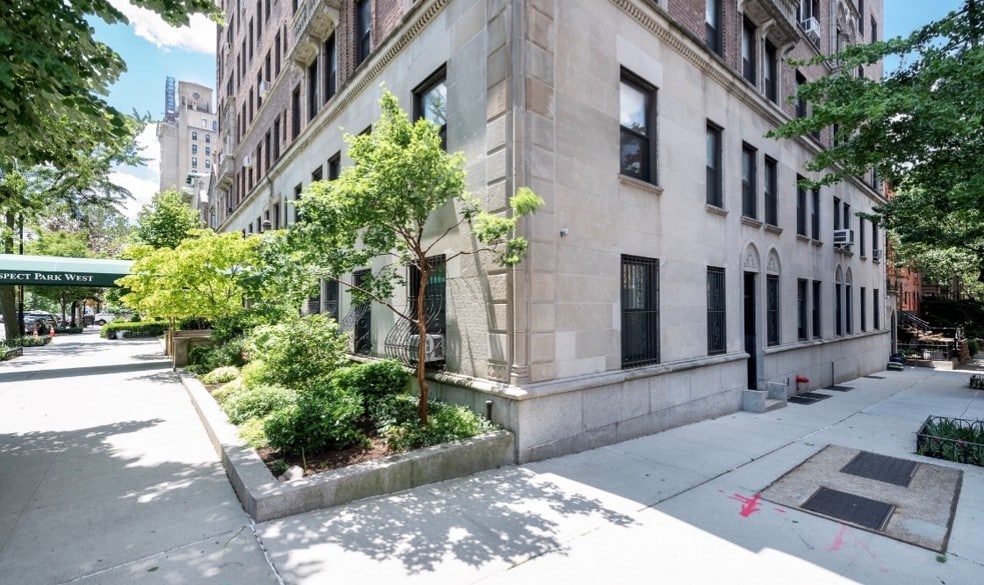 9 Prospect Park W, Brooklyn, NY 11215 Apartments For Sale