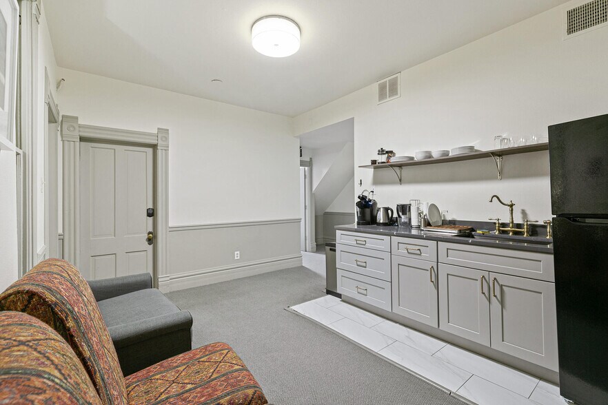 More Photos Of 1557 Ogden St, Denver Office Residential For Sale