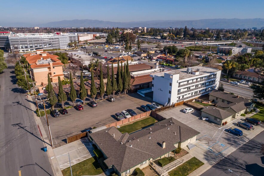 More Photos Of 373 S Monroe St, San Jose Medical For Sale