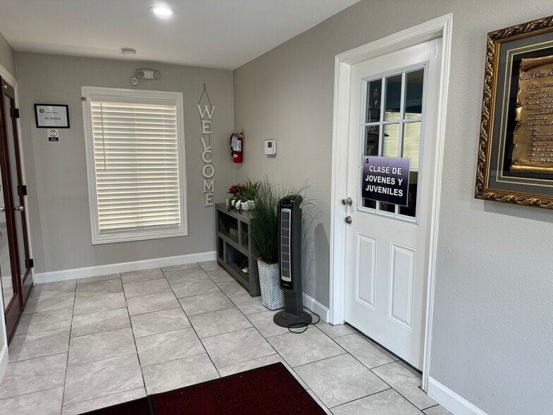 More Photos Of 12038 Bissonnet St, Houston Religious Facility For Sale