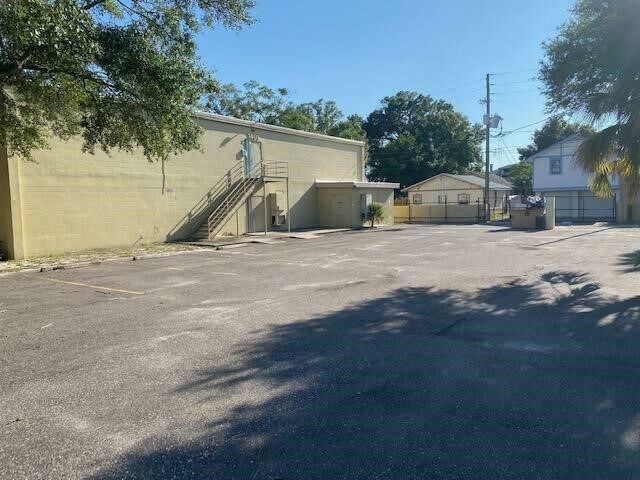 More Photos Of 1401 5th Ave N, Saint Petersburg Office Residential For Lease