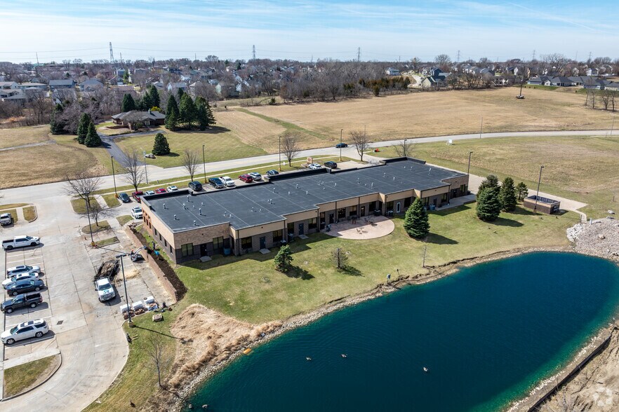 More Photos Of 8711 Windsor Pky, Johnston Office For Sale