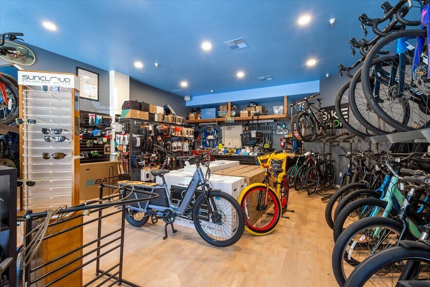 More Photos Of 9078 Windsor Rd, Windsor General Retail For Sale