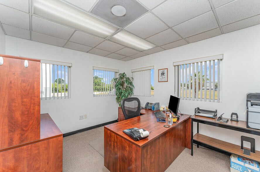 More Photos Of 2105 S Dock St, Palmetto Food Processing For Sale