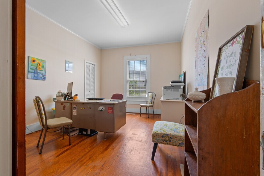 More Photos Of 104 W Broad St, Wedowee Medical For Sale