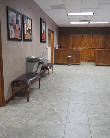 More Photos Of 626 W Main St, Fairfield Lodge Meeting Hall For Sale