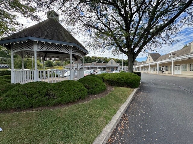 Primary Photo Of 1-10 Liberty Square Mall, Stony Point Office For Lease