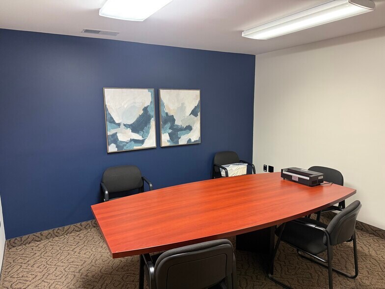 More Photos Of 1798 Holloway Dr, Holt Showroom For Sale