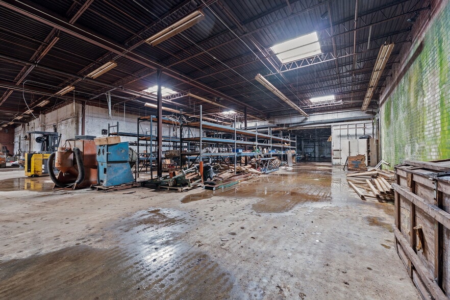 More Photos Of 103 Harrison St, Reidsville Manufacturing For Sale
