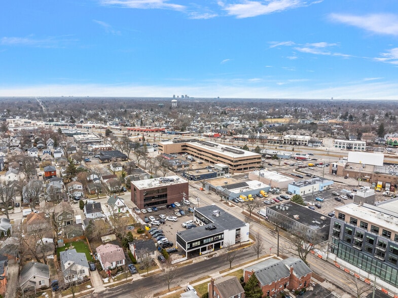 More Photos Of 801 S Adams Rd, Birmingham Office For Lease